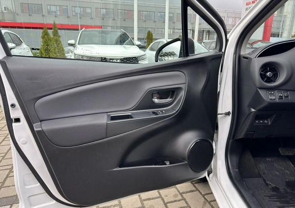 Toyota Yaris cena 58900 przebieg: 79058, rok produkcji 2018 z Wołczyn małe 211